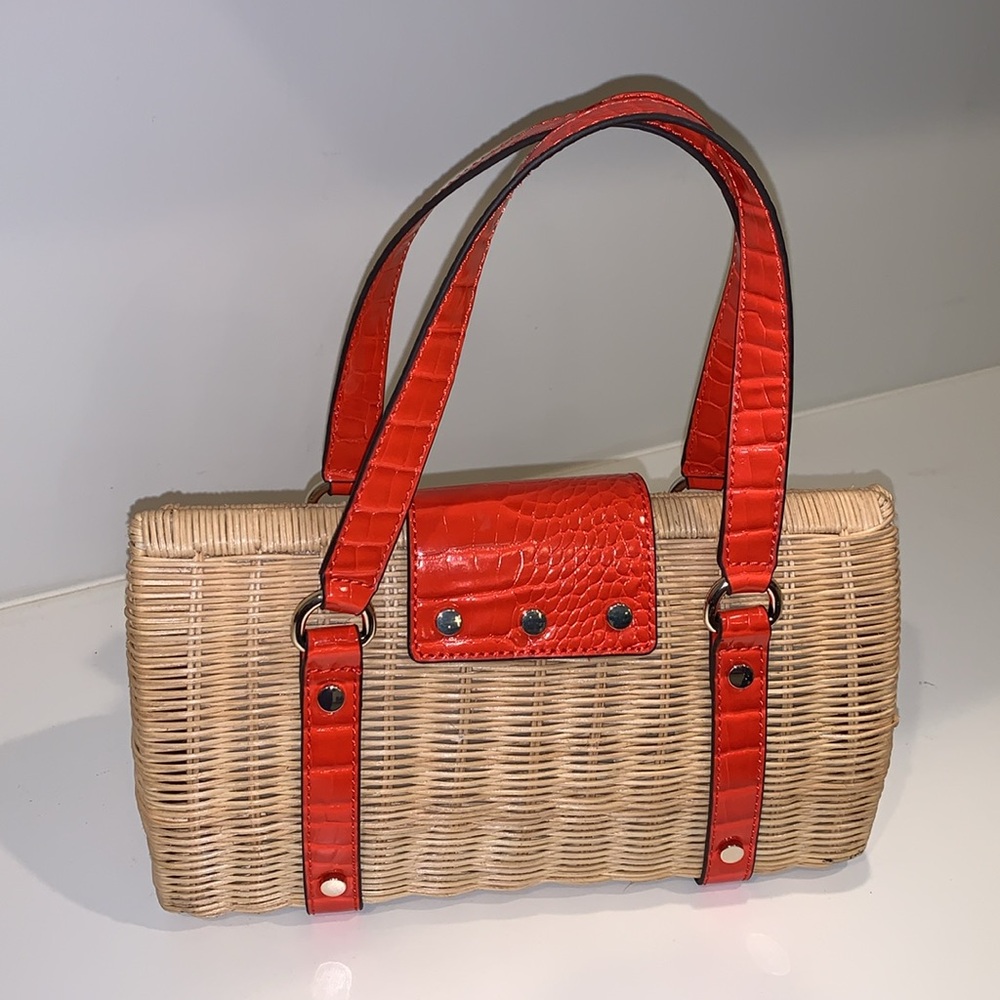 GUESS Paloma Satchel - Picture 4 of 16
